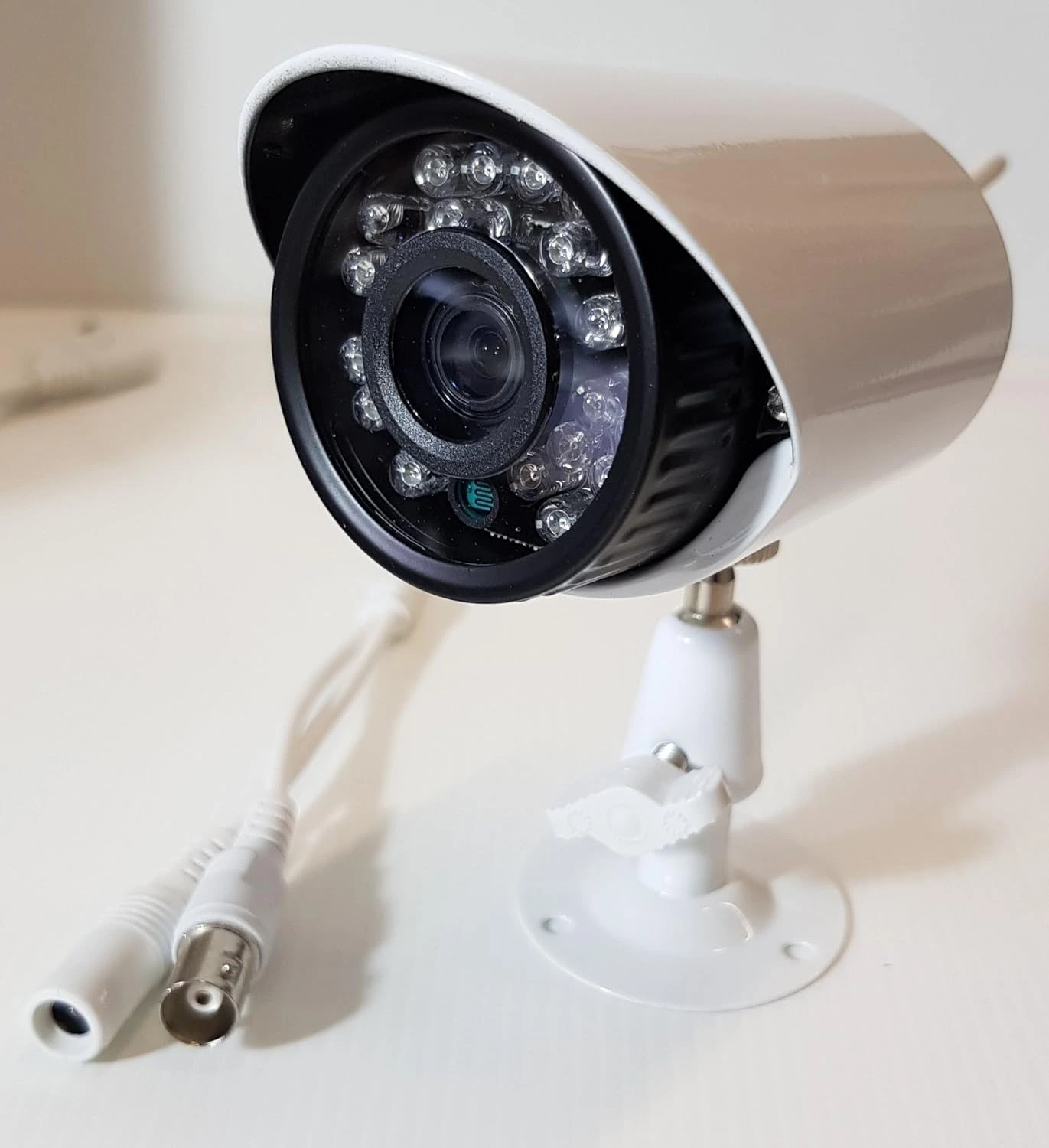 Сет професионални CCTV камери со DVR - Image 2